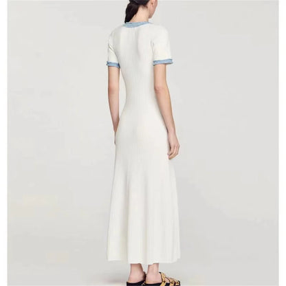Chic O‑Neck Knit Bodycon Dress with Metal Buttons