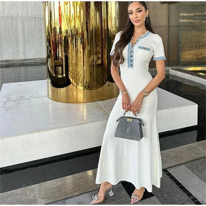 Chic O‑Neck Knit Bodycon Dress with Metal Buttons