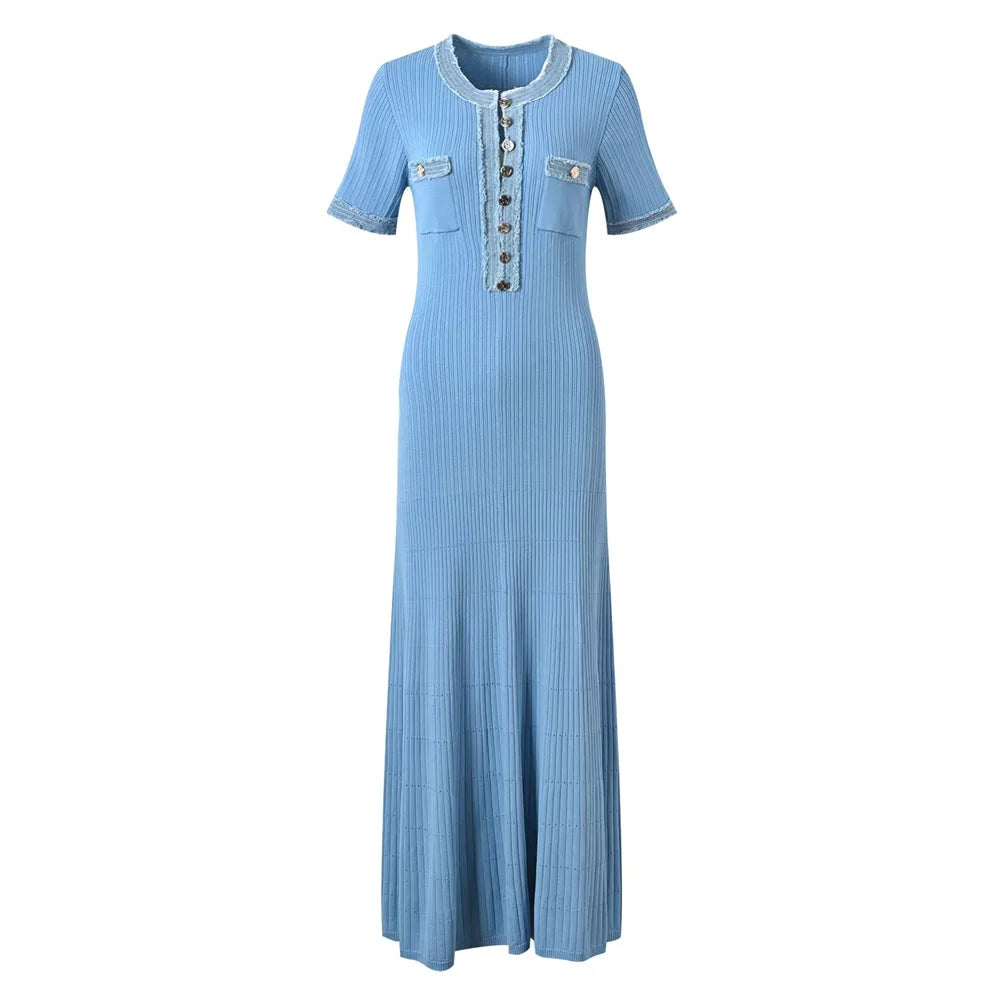 Chic O‑Neck Knit Bodycon Dress with Metal Buttons